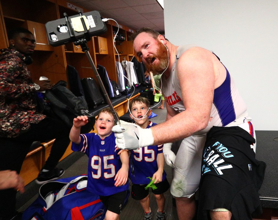 Kyle Williams with Sons
