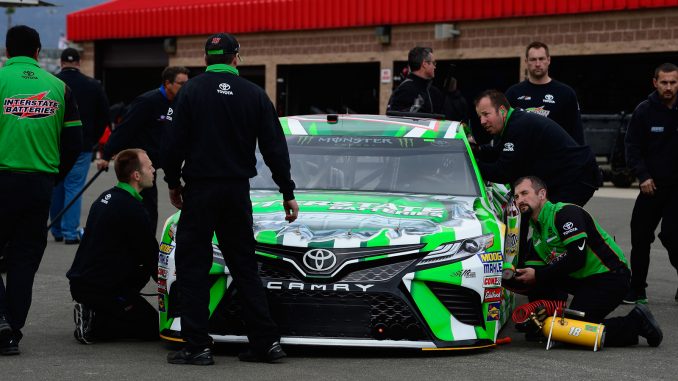 mencs_acs_buschcrew_031618-678x381