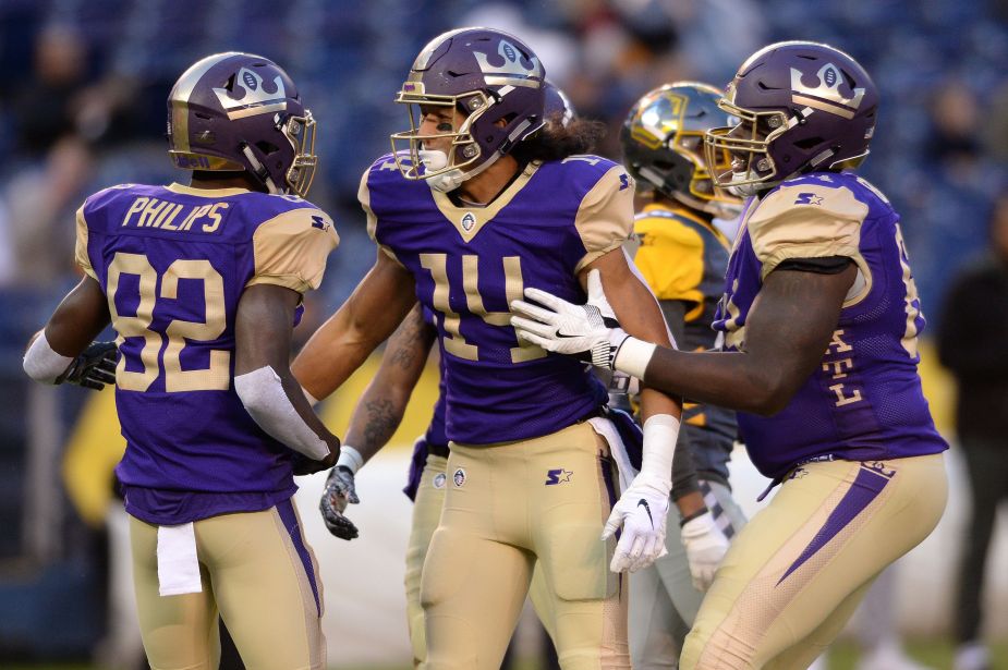 e00db7e6-aa65-413c-80c7-3b578191eecf-usp_aaf__atlanta_legends_at_san_diego_fleet_1